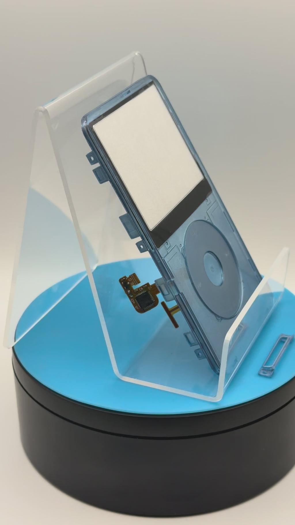 Polar Glacier parts set for iPod Classic | Atomic Faceplates